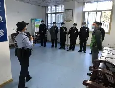 乐鱼app官方下载-包含马赛防线铁桶般坚固，守住胜局的词条